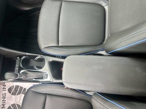 Used 2026 Buick Encore GX Sport Touring FWD image 18