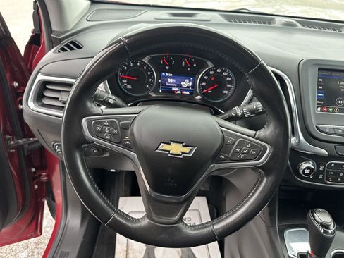 Used 2021 Chevrolet Equinox LT image 23