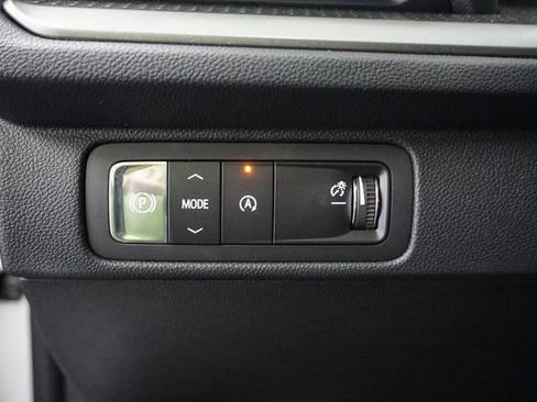 New 2026 Chevrolet Traverse LT w/ Driver Confidence Package FWD image 7