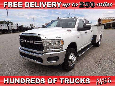 Used 2024 RAM 3500 Tradesman w/ Chrome Appearance Group AWD/4WD image 1
