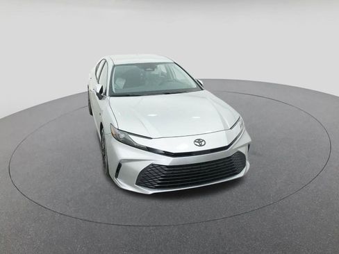 New 2026 Toyota Camry LE image 14