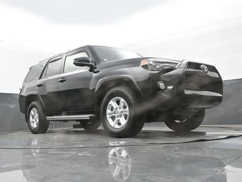 Used 2014 Toyota 4Runner SR5 RWD image 23