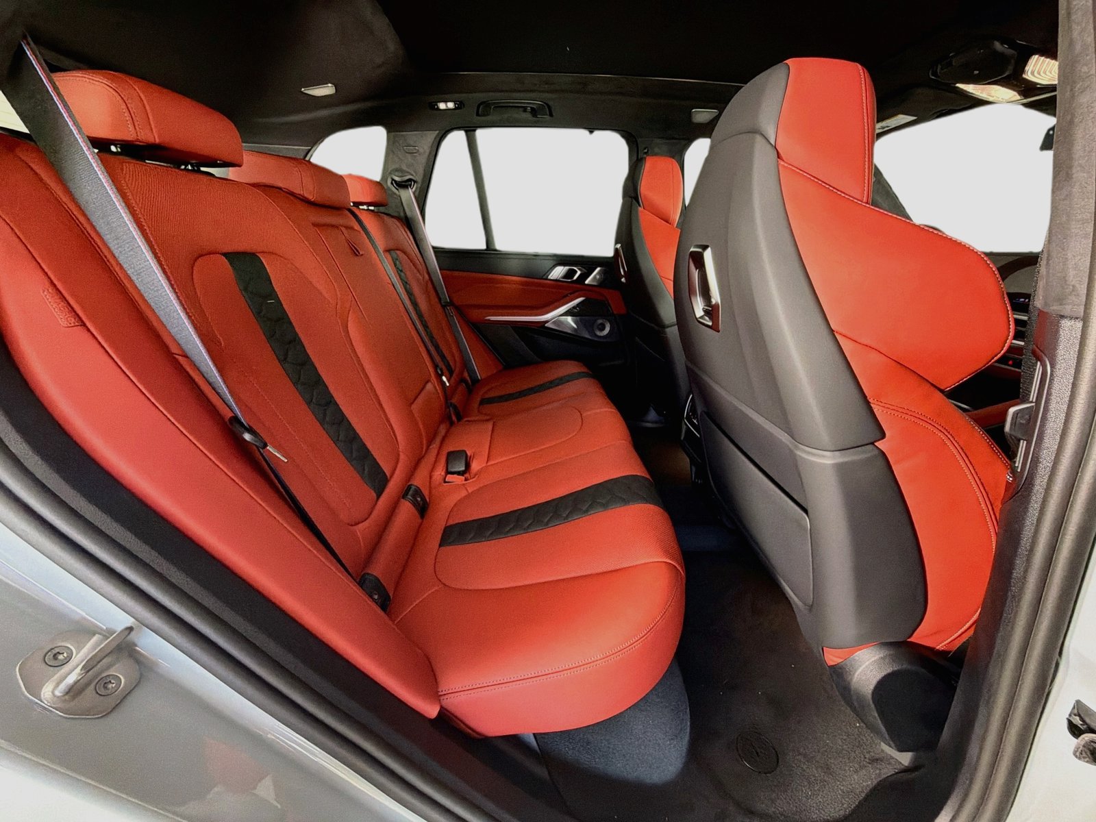 New 2026 BMW X5 M Competition w/ Executive Package AWD/4WD image 29