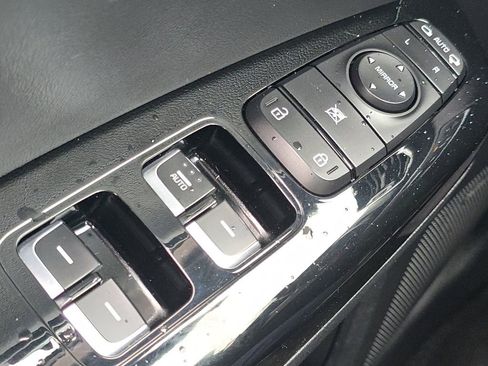 Used 2020 Kia Sportage SX FWD image 26