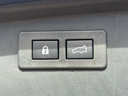 Certified 2025 Subaru Outback Premium image 13