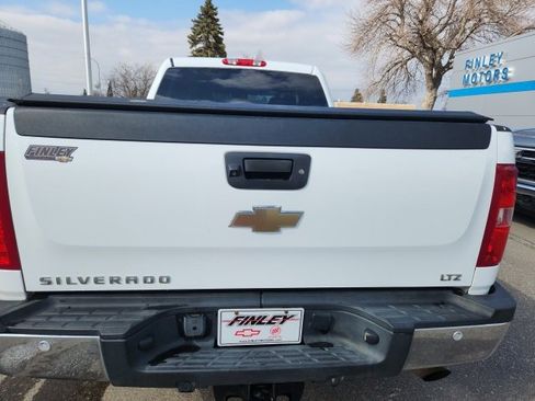 Used 2011 Chevrolet Silverado 2500 LTZ w/ LTZ Plus Package image 4