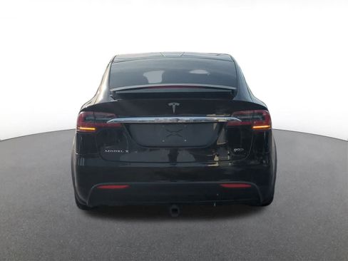 Used 2016 Tesla Model X 90D image 5