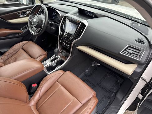 Used 2019 Subaru Ascent Touring w/ Popular Package #3 image 19