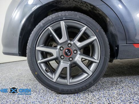 Used 2020 Kia Soul GT-Line w/ GT 2.0L Power Sunroof Package FWD image 42