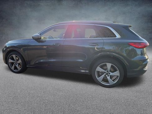 Used 2025 Audi Q5 Prestige image 2