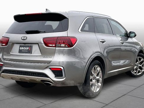 Used 2019 Kia Sorento SX image 11