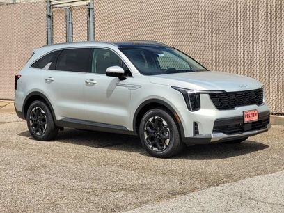 New 2026 Kia Sorento S w/ S Panoramic Sunroof Package