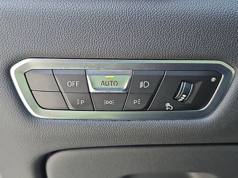 Used 2023 BMW X5 xDrive40i w/ Premium Package image 26