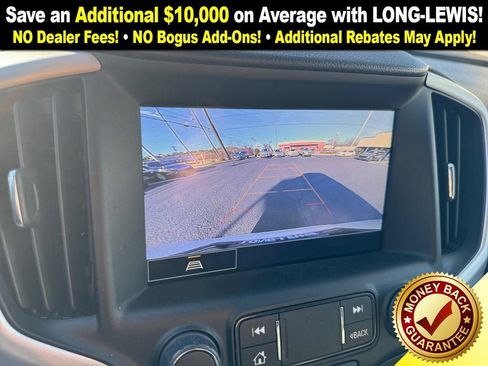 Used 2024 GMC Terrain SLT image 27