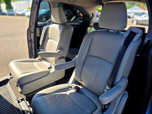Used 2019 Honda Odyssey EX-L image 45