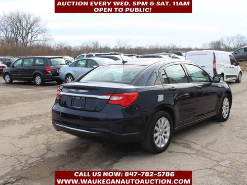 Used 2013 Chrysler 200 Touring w/ Cold Weather Group image 4