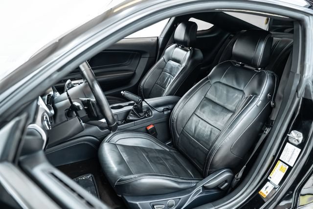 Used 2018 Ford Mustang GT Premium w/ Equipment Group 401A RWD image 18