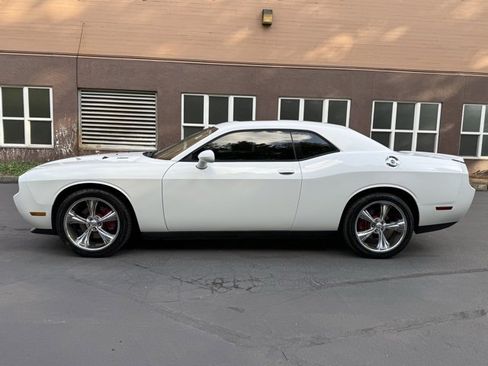 Used 2013 Dodge Challenger R/T Plus image 8