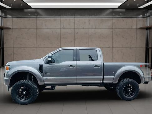 Used 2021 Ford F250 Lariat w/ Lariat Ultimate Package AWD/4WD image 6
