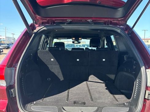 Used 2017 Jeep Grand Cherokee Limited AWD/4WD image 32