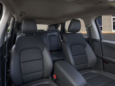 Used 2024 Ford Escape SE image 34