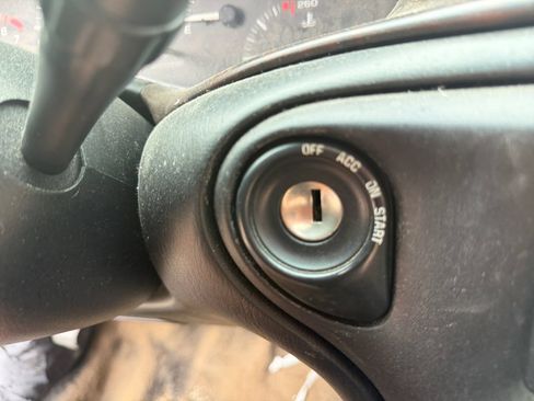 Used 1999 Chevrolet Malibu LS FWD image 29