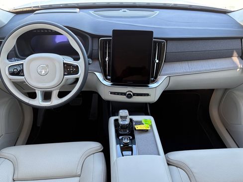 New 2026 Volvo XC90 B6 Ultra w/ Protection Package Premier image 8