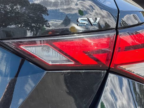 Used 2024 Nissan Sentra SV FWD image 21