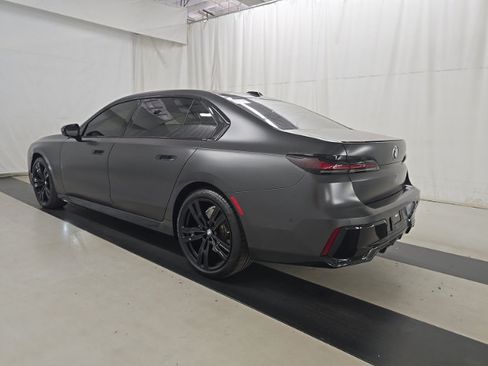 Used 2023 BMW 740i RWD image 4