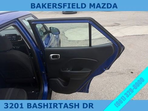 Used 2023 Hyundai Venue SEL w/ Cargo Package image 13