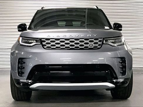 New 2026 Land Rover Discovery Limited Edition image 2
