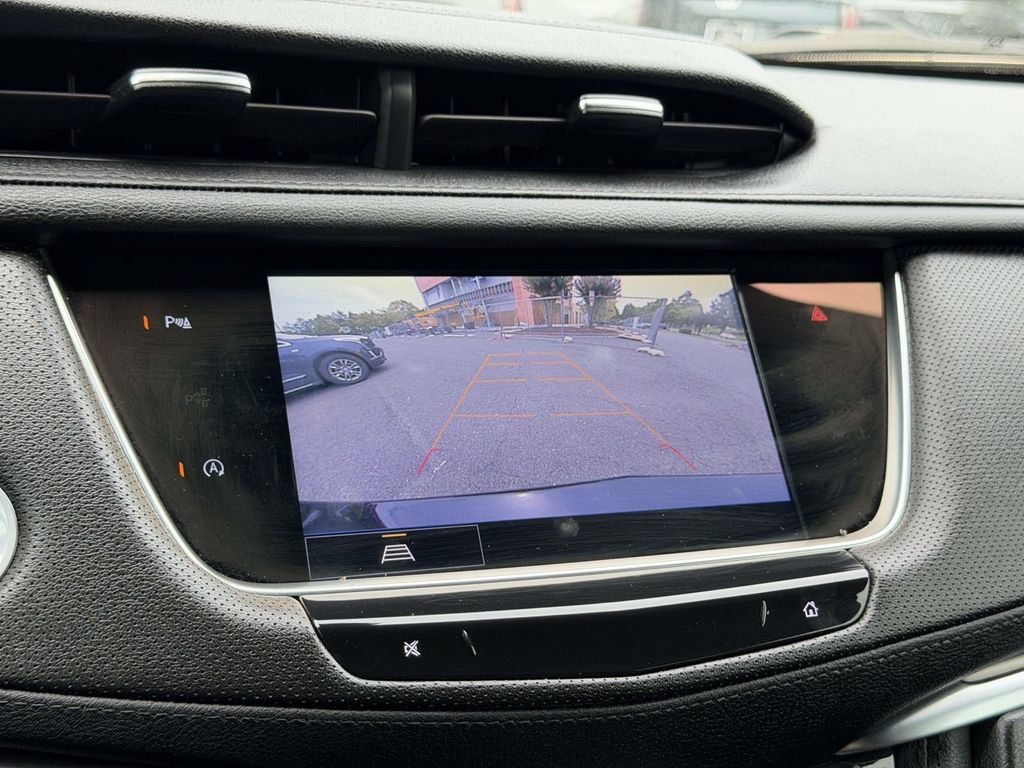 Certified 2024 Cadillac XT5 Luxury FWD image 21