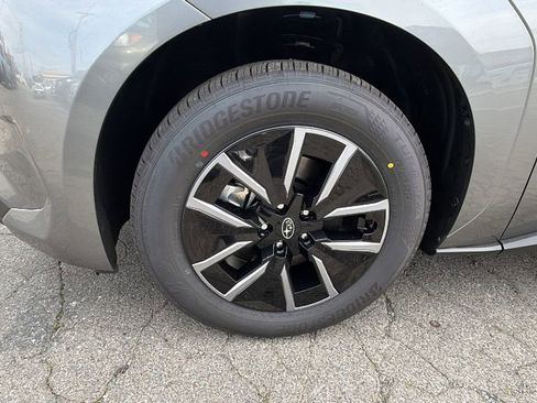 New 2026 Subaru Solterra Premium image 10