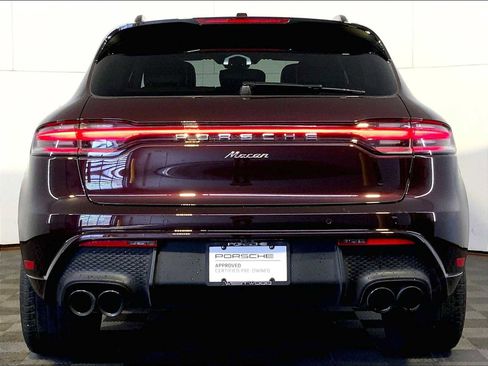 Certified 2023 Porsche Macan AWD/4WD image 6