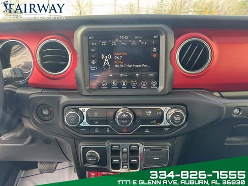 Used 2023 Jeep Gladiator Rubicon w/ LED Lighting Group image 22