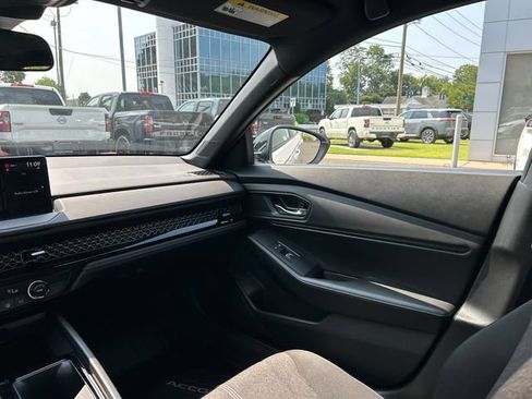 Used 2024 Honda Accord Sport image 25
