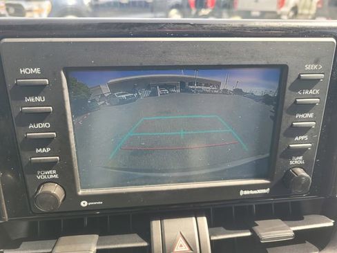 Used 2022 Toyota RAV4 XLE w/ XLE Grade Weather Package image 20