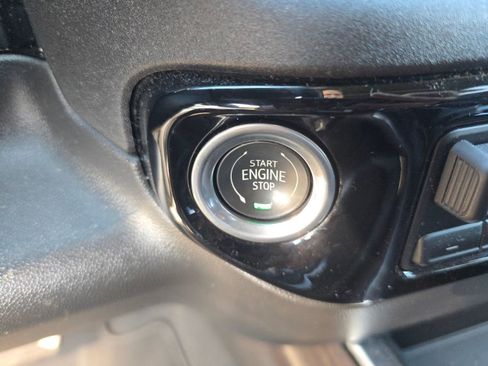 Used 2023 GMC Sierra 1500 SLT w/ SLT Premium Package image 26