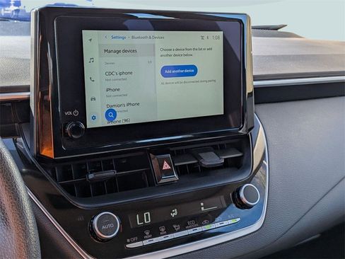 Used 2025 Toyota Corolla LE image 18