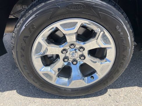 Used 2019 RAM 1500 Big Horn RWD image 27