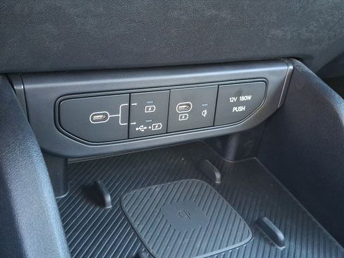 New 2025 Kia K4 GT-Line image 11