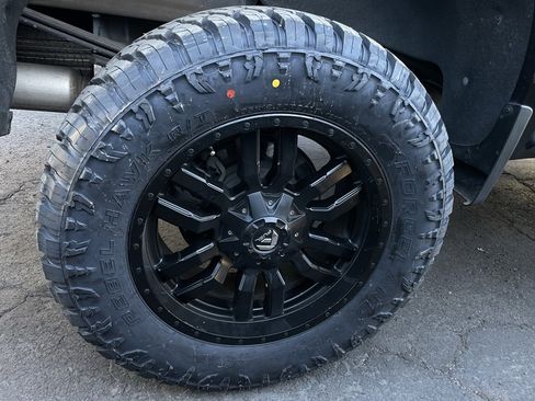 Used 2021 Chevrolet Silverado 1500 LTZ w/ LTZ Premium Package image 25