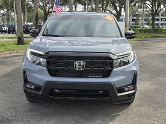 Used 2025 Honda Ridgeline Black Edition video 2