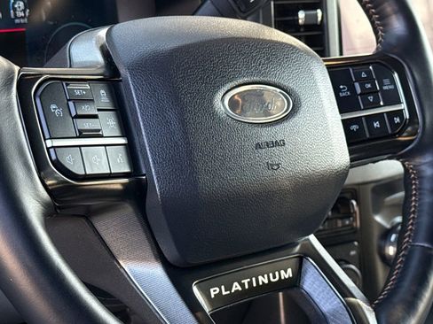 Used 2024 Ford F250 Platinum image 29