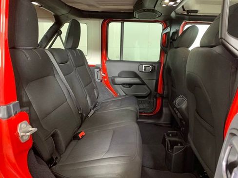 Used 2023 Jeep Wrangler Sahara image 26