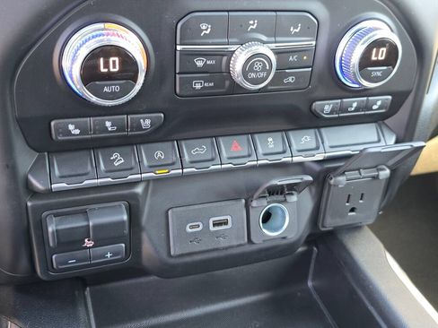 Used 2021 GMC Sierra 1500 AT4 AWD/4WD image 30