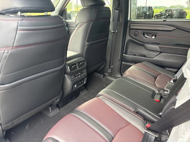 New 2026 Honda Pilot Black Edition image 14