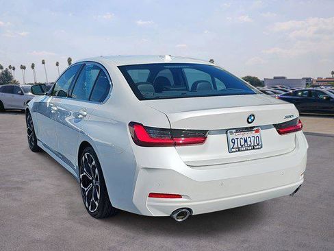 Used 2025 BMW 330i Sedan w/ M Sport Package image 7