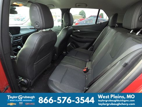 Used 2024 Buick Encore GX Preferred FWD image 13