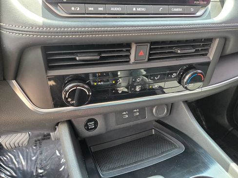 Certified 2024 Nissan Rogue S AWD/4WD image 31